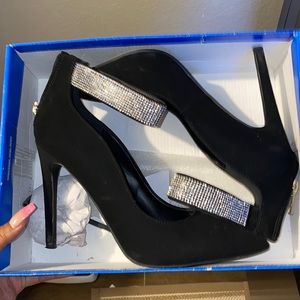Beautiful black nubuck heels with glitz anklet